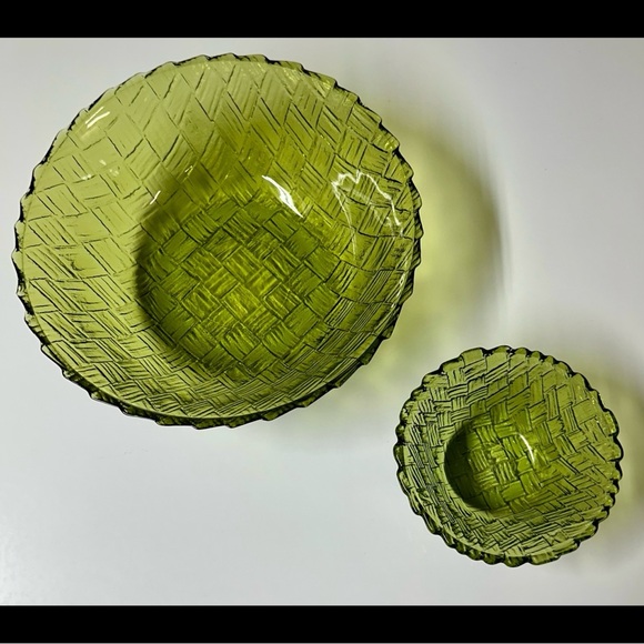 Vintage Indiana glass basket weave chip and dip set - Picture 4 of 4